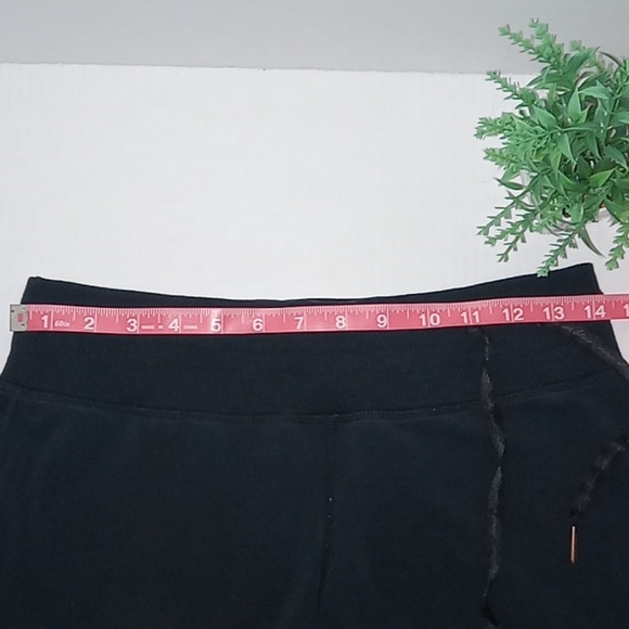 lululemon athletica Rare Vintage Shorts. Womens size 8. Black & Bronze in color. - Picture 6 of 9